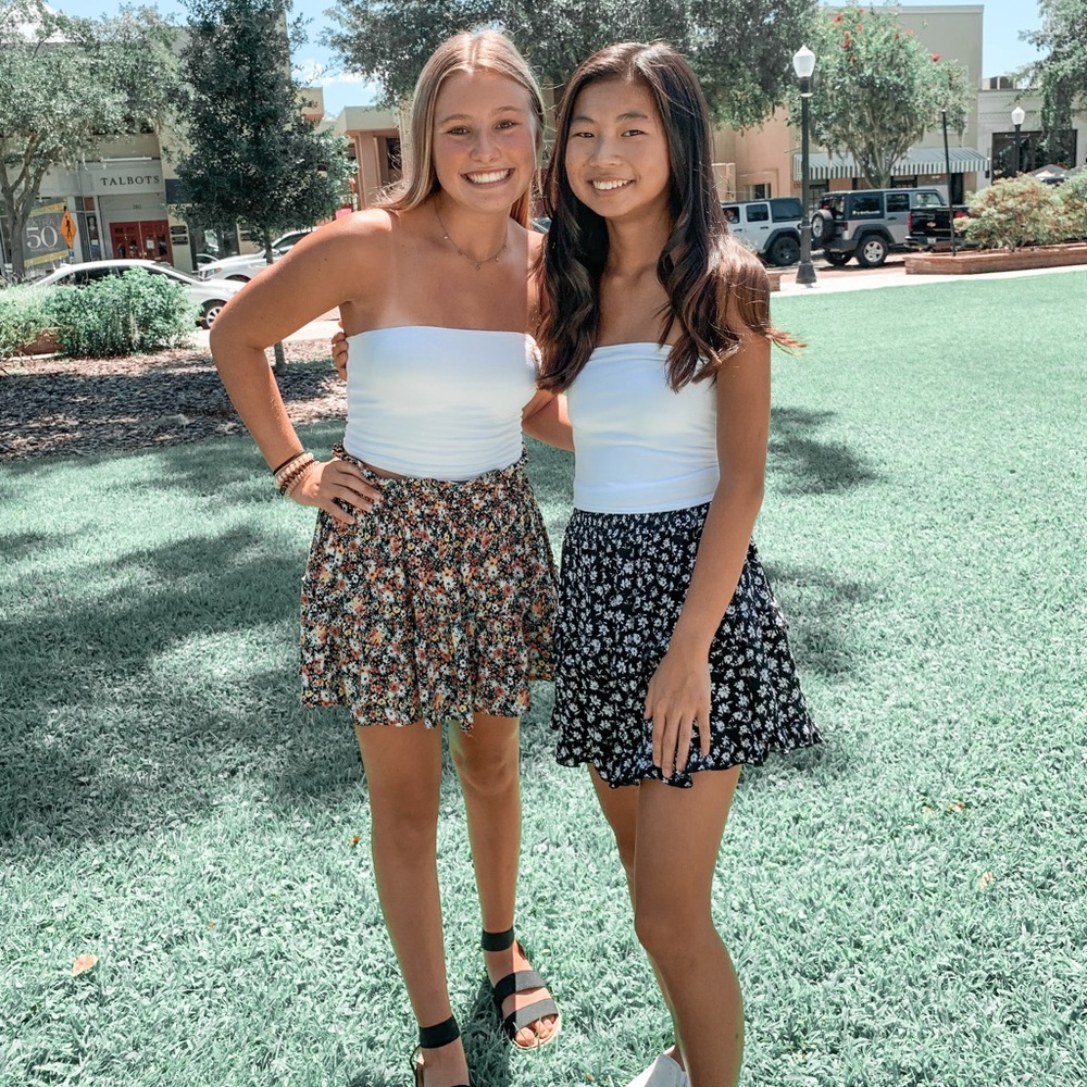 BLACK AND WHITE FLOWY SKIRT - Picture 4 of 4